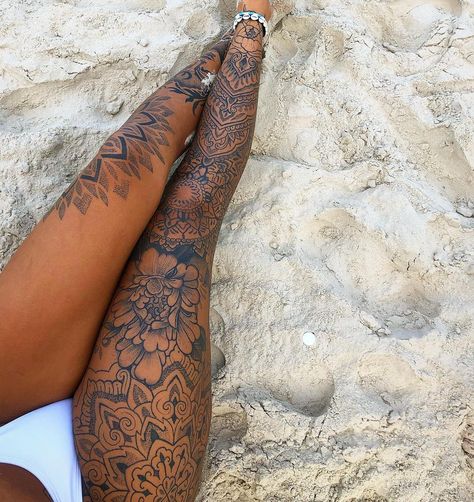 Tattoo Bein Frau, Hip Thigh Tattoos, Full Leg Tattoos, Boho Tattoos, Hip Tattoos Women, Tattoos For Black Skin, Leg Tattoos Women, Pretty Tattoos For Women, Dope Tattoos For Women