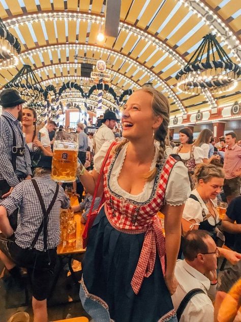 October Fest Outfit, St Pauli Girl, Octoberfest Girls, Octoberfest Party, Garden Outfit, Octoberfest Beer, Oktoberfest Germany, Oktoberfest Woman, Beer Girl Costume