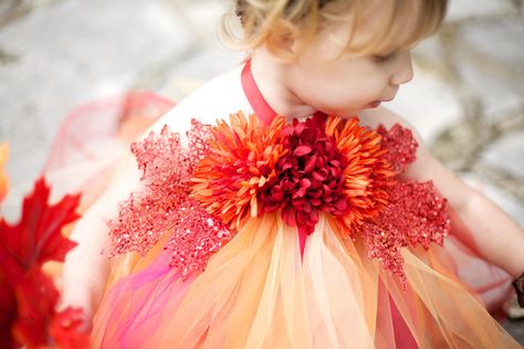 The Pumpkin Princess Tutu. $89.00, via Etsy.  too cute! Orange Flower Girl, Fall Flower Girl, Fall Flower Girl Dresses, Tulle Princess Dress, Orange Wedding Themes, Elegant White Dress, Girls Tutu Dresses, Flower Girl Dresses Tutu, Girl Tutu