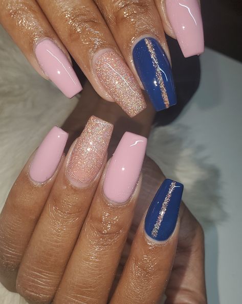 Navy And Blush Nails Wedding, Royal Blue And Pink Nails Designs, Navy Blue And Light Pink Nails, Navy Blue And Blush Pink Nails, Navy And Pink Baby Shower Ideas, Navy And Pink Nails Ideas, Pink And Dark Blue Nails, Rose Gold And Blue Nails, Navy Blue And Rose Gold Nails