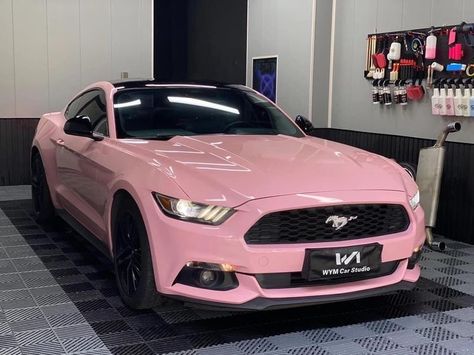 Pink Camaro, Pink Mustang, Pink Cars, Cars Drawing, Aesthetic Cars, Rich Cars, Mustang Car, Cars Aesthetic, Car Organization