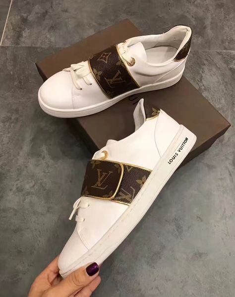 Louis Vuitton woman sneakers Louis Vuitton Sneakers Women, Louis Vuitton Heels, Louis Vuitton Trainers, Louis Vuitton Taschen, Louis Vuitton Shoes Sneakers, White Slip On Sneakers, Louis Vuitton Shoes Heels, Lv Sneakers, Valentino Sneakers