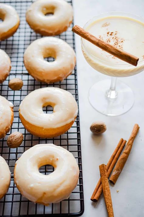 Baked Eggnog Donuts- With An Eggnog Glaze! - Lynn's Way of Life Eggnog Glaze, Coconut Pecan Cookies, How To Make Eggnog, Classic Eggnog, Donut Calories, Baked Donut Recipes, Healthy Donuts, Gluten Free Gingerbread, Raspberry Recipes