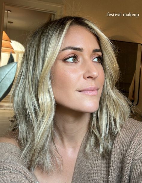 Kristin Cavallari Hair Short, Kristin Cavallari Makeup, Kristin Cavallari Hair, Kristin Cavallari, Short Blonde, Short Blonde Hair, Balayage Hair, Blonde Hair, Hair Inspo