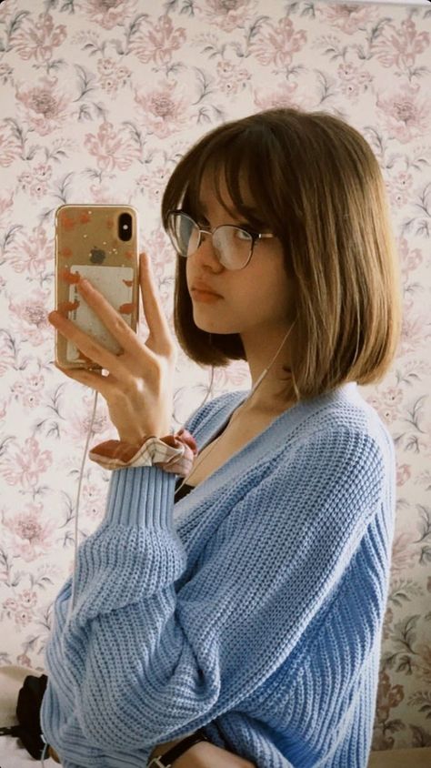 Charm Fate, Outfit Informal, Hair Style Korea, Haircuts Straight Hair, Hair Stylist Life, Short Hair Haircuts, Cool Haircuts, Short Haircuts, Hair Care Tips