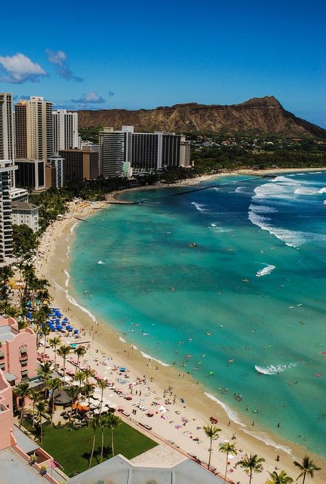 Sheraton Waikiki, Waikiki Hawaii, Hawaii Photography, Hawaii Life, Romantic City, Waikiki Beach, Hawaii Beaches, Honolulu Hawaii, Photo Of The Day