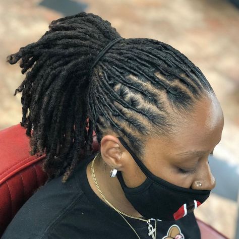 🗣 It’s NO rule that says you have to get a Style every time. sometimes it’s necessary to give your Locs a break from all the styles ,… Natural Locks Dreadlocks, Short Dreadlocks Styles, Beautiful Dreadlocks, Beautiful Black Hair, Short Locs Hairstyles, Faux Locs Hairstyles, Dreads Styles, Girls Natural Hairstyles, Loc Journey