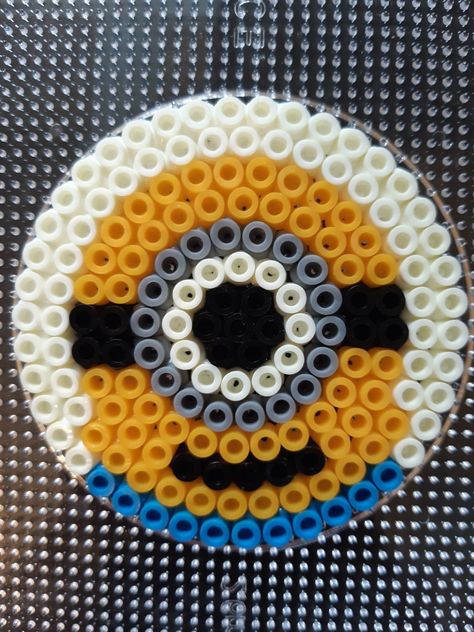 Fuse Beads Round Pattern, Melty Beads Ideas Circle, Fuse Beads Circle, Hama Bead Ideas Easy, Peeler Bead Ideas Circle, Circle Hama Beads, Perler Circle Pattern, Hamma Beads Ideas Circle, Circle Fuse Bead Pattern