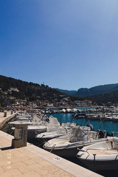 #mallorca #soller #portdesoller #travel #reisen #aesthetic #harbour #boat #europe Port Soller Mallorca, Port De Soller Mallorca, Port De Soller, Summer 3, Life Is Good, Spain, Coconut, Good Things, Collage