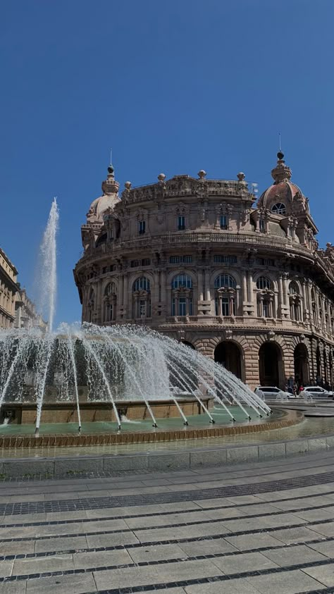 Genoa Italy Photography, Genoa Italy Aesthetic, Italy Genoa, Italia Aesthetic, Genova Italy, Foto Insta, Italy Love, Cute Places, Italy Architecture