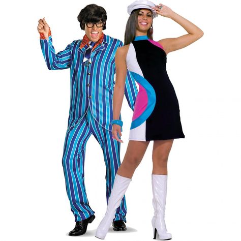 Austin Powers Couples Costume, Foxy Cleopatra, Austin Powers Costume, Funny Couple Halloween Costumes, Couples Costume, Austin Powers, Couples Halloween, Best Photo Poses, Photo Poses For Couples