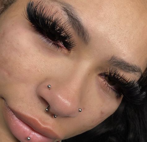 Cybery2k Outfits, Best Lash Extensions, Cute Nose Piercings, Fluffy Lashes, Lashes Fake Eyelashes, Piercing Inspo, Lash Extensions Styles, Pretty Ear Piercings, Pretty Lashes