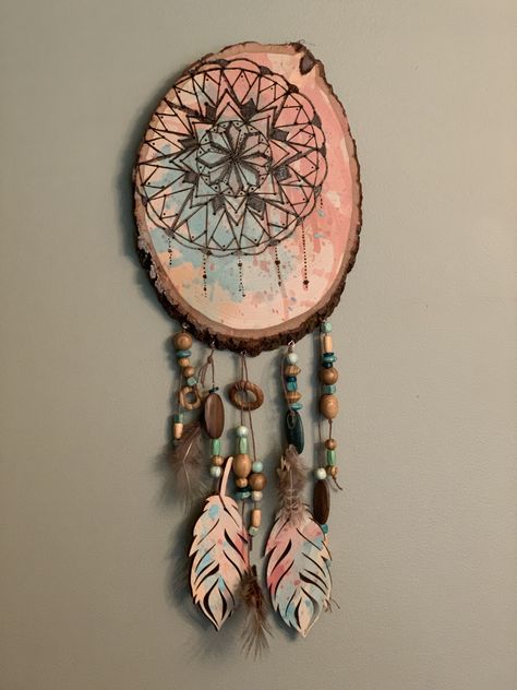 Boho Wood Burning Ideas, Wood Torching, Witchy Accessories, Summer Arts And Crafts, Wood Slice Crafts, Woodburning Projects, Masks Crafts, Wood Projects That Sell, Homemade Ornaments