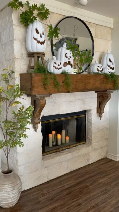 Halloween mantel inspiration | Diy halloween decorations, Halloween mantel, Halloween decorations Halloween Fireplace, Halloween Mantle, Halloween Mantel, Halloween Decor Diy, Halloween Decorating Ideas, Adornos Halloween, Halloween Tattoo, Halloween Crafts Decorations, Diy Halloween Decor