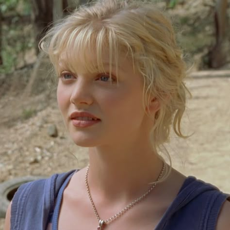 Rikki H2o, Cariba Heine, No Ordinary Girl, H2o Mermaids, Mermaid Aesthetic, Haircut Inspiration, Ordinary Girls, Perfect Woman, Pretty Hairstyles