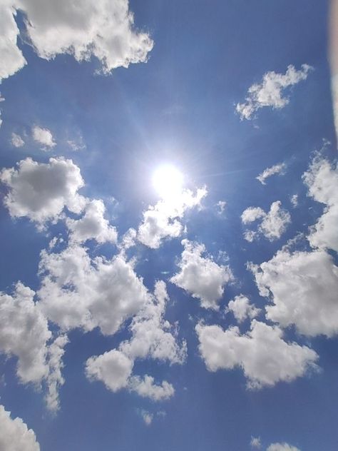 Sunny Skies Aesthetic, Sunny Day With Clouds, Midday Sun Aesthetic, Sunny Weather Aesthetic Wallpaper, Noon Time Of Day Aesthetic, Sunny Asthetic Picture, Sunny Summer Aesthetic, Sunny With Clouds Aesthetic, Sunny Clouds Aesthetic