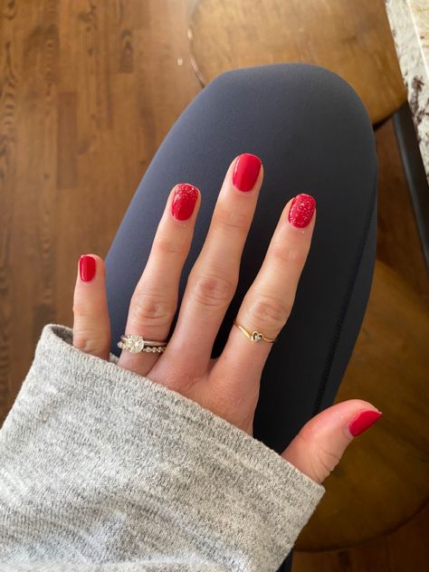 Opi Red, Engagement Nails, Nails Opi, Holiday Red, Holiday Nails, Womens Flip Flop, Nail Ideas, Cute Nails, Nail Colors