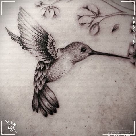 Humming Tattoo, Bird Tattoo Placement, Hummingbird Tattoo Black, Hummingbird Flower Tattoos, Boho Tattoo, Flor Tattoo, Crafts Valentines, Boho Tattoos, Palm Tattoos