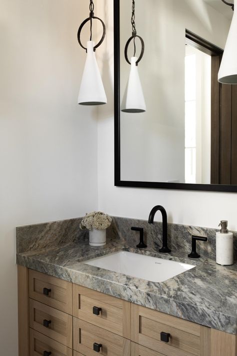 Steel The Show - Farmhouse - Bathroom - Orange County - by Morrison Interiors | Houzz Contemporary Farmhouse Bathroom, Guest Bath Vanity, Morrison Interiors, Feng Shui Your Bedroom, Farmhouse Details, Burgundy Living Room, Scandinavian Dining Room, Tiny House Loft, Two Tone Kitchen