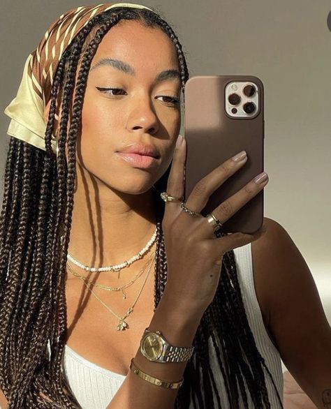 Box Braids Styles, 2000s Hair, Knotless Braid, Summer Hair Accessories, Braided Scarf, Hair Scarf Styles, Head Scarf Styles, Cute Box Braids Hairstyles, Pelo Afro