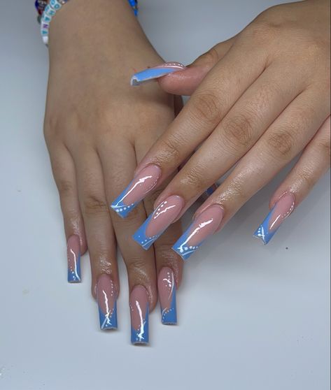 Hawaiian nails Blue Hawaiian Nails, Nails 90s, Hawaiian Nails, Nail Practice, Azealia Banks, Hello Nails, Bryson Tiller, Nail Blue, Unique Acrylic Nails