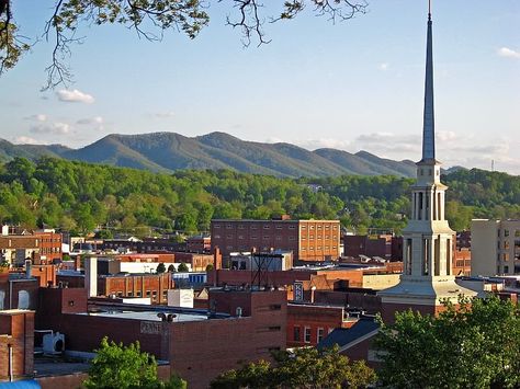 Johnson City, TN thats my steeple! Johnson City Tennessee, Johnson City Tn, Beautiful Churches, Miniature Golf, Gatlinburg Tennessee, Places To Live, Johnson City, Tri Cities, East Tennessee