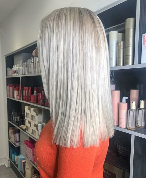 Ice Blonde Hair Highlights, Blonde Ice Hair, Ice White Hair Icy Blonde Highlights, Ice Blonde Long Hair, Full Icy Blonde Highlights, Ice Blonde Hair Balayage, Full Highlight Platinum Blonde, Icy White Balayage, Platinum Ice Blonde Hair