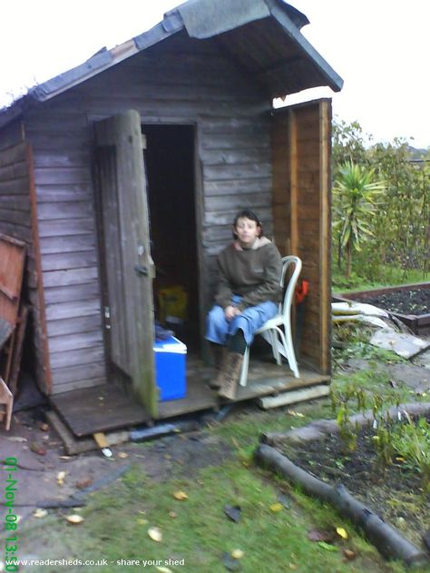 Allotment Sheds - The sheds to rule all sheds? - shedblog Allotment Sheds Ideas, Allotment Shed Interiors, Allotment Shed Ideas, Allotment Design, Sheds Ideas, Allotment Shed, Allotment Ideas, Recycled Kitchen, Shed Of The Year