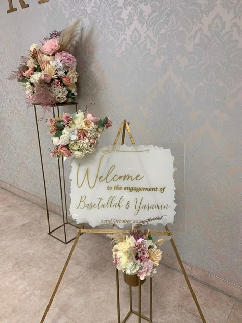 Nikkah Entrance Board, Pink Nikkah Decor, Nikkah Colour Theme, Nikkah Flowers, Nikkah Welcome Sign, Simple Nikkah Decor, Nikkah Theme, Small Nikkah, Wedding Welcome Sign Flowers