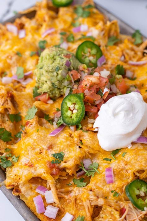 Slow Cooker Chicken Nachos Refried Beans Slow Cooker, Homemade Beefaroni Recipe, Homemade Beefaroni, Crockpot Foods, Nacho Toppings, Fresh Meals, Family Fresh Meals, Chicken Nachos, Christmas Brunch