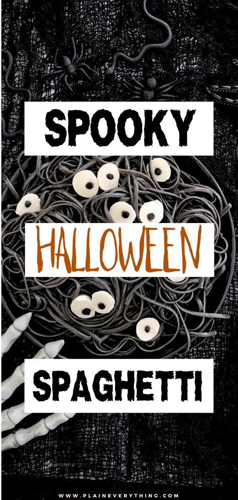 Creepy Halloween Pasta with Edible Eyeballs Halloween Pasta Bar, Edible Eyeballs, Halloween Spaghetti, Savory Halloween Food, Spooky Spaghetti, Black Pasta, Halloween Pasta, Sugary Treats, Squid Ink Pasta