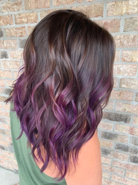 Purple Highlights Brown Hair, Purple Hair Streaks, Purple Brown Hair, Purple Hair Highlights, Purple Balayage, Dyed Tips, Purple Ombre Hair, Short Brown Hair, Hair Streaks