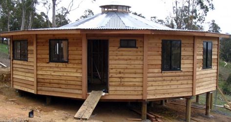 Build A Yurt, Wooden Yurts, Building A Yurt, Home Building Kits, Yurt Interior, Round House Plans, Yurt Home, Tiny House Kits, Yurt Living