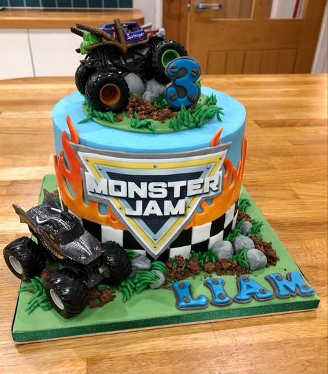 Monster Jam Birthday Cake, Monster Truck Theme Birthday Party, Monster Jam Cake, Monster Truck Birthday Cake, Monster Jam Birthday Party, Monster Jam Birthday, Monster Jam Party, Truck Theme Birthday, Jam Cake