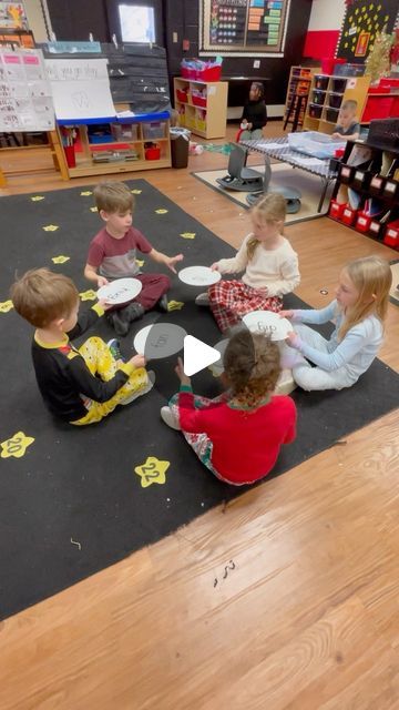 Sharyn Kish on Instagram: "You’ll want to save this game. We call it “Pass the Plate” and you can use it so many ways! My students in this particular group are practicing decoding CVC words. We have used this to practice letter and sound recognition, sight words, number recognition, one more/one less and the list goes on… 💗 You can play with (or without music). You’ll just have to let students know when to stop passing the plate. Small colored plastic plates work great, too and can be used again if using dry erase markers on them. We repeat several times and then extend the activity in some way. 

#kinder #kindergartenactivities #preschoolactivities #firstgrade #secondgradeteacher #iteachtoo #teachersofinstagram #teachersfollowteachers" Pass The Plate Sight Word Game, One Less Activities, One More And One Less Activities, Structured Play Activities, One More One Less Activities, One More One Less, Cvc Word Games, Letter Recognition Games, Structured Literacy