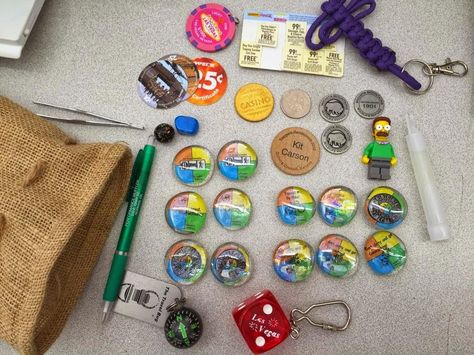 Geocaching! : Making your own Swag Diy Geocache Swag, Geocaching Ideas Swag Diy, Geocaching Swag Ideas, Geocaching Ideas Swag, Geocache Swag Ideas, Ahg Crafts, Geocache Swag, Geocaching Ideas, Diy Swag