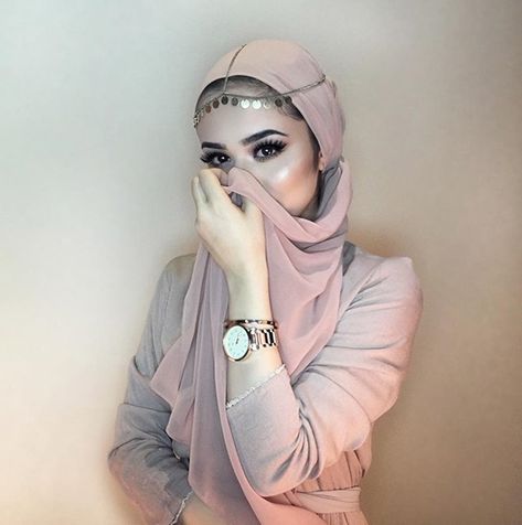 How To Wear Hijab Step By Step In 28 Different Styles Hijab Step By Step, Beau Hijab, How To Wear Hijab, Wearing Hijab, Hijab Style Tutorial, Mode Turban, Casual Trends, Hijabi Style, Muslim Fashion Hijab