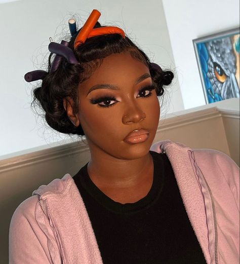 Formal Makeup Black Women, Gala Makeup Looks Black Women, Simple Makeup Looks Black Women, Make Up For Dark Skin Women, Makeup Inspo Black Women, Prom Makeup Black Women, Soft Makeup Looks Black Women, Nude Makeup Black Women, Natural Prom Makeup