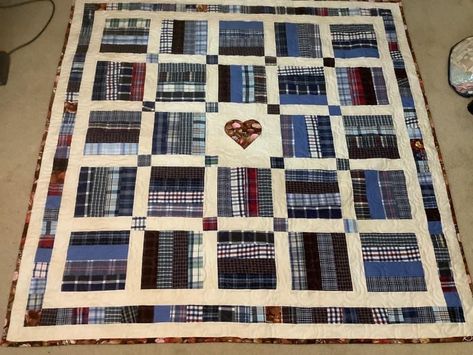 Heather Ideas, Plaid Quilts, Memory Gifts, Recycled Shirts, Memory Blanket, Memory Quilts, Quilt Modern, Flannel Quilts, Tshirt Quilt