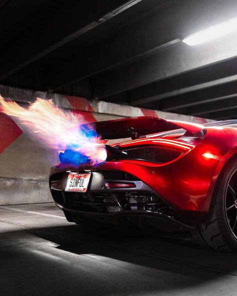 By @unrecxgnized #McLaren #720S #Exhaust #Flames #Hotcars #Supercars Mclaren 720s Aesthetic, Red Mclaren, Maclaren Cars, Mclaren 720s, Mclaren P1, Sin City, Future Car, Hot Cars, Supercars