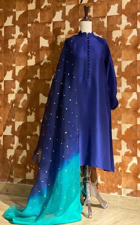 Dark Blue Kurti, Latest Designer Party Wear Dresses, 2nd Wedding Dress, Wedding Guests Dress, Frock Suit Design, Kaftan Wedding, Wedding Dress Beautiful, 2nd Wedding, Womens Trendy Dresses