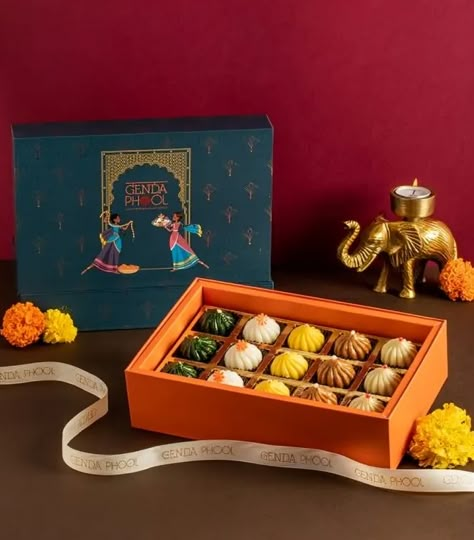 Sweet Box Photography, Mithai Aesthetic, Sweets Product Photography, Diwali Bakery Hampers, Diwali Hamper Photography, Diwali Product Photography, Mithai Photography, Sweets Photoshoot, Hamper Photography