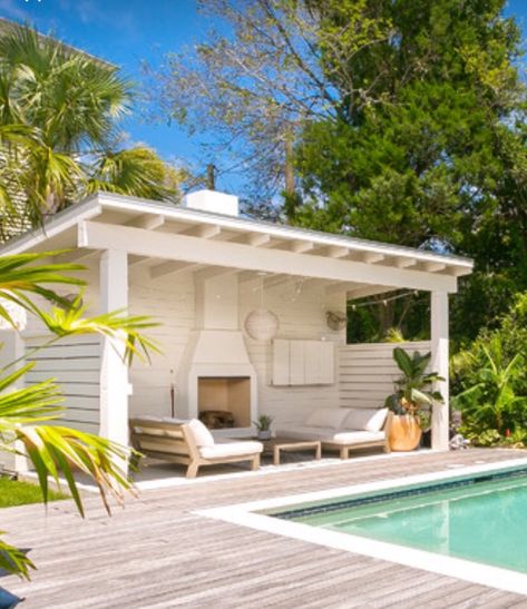 Small Open Pool House Ideas, Modern Pool Cabana Ideas, Landscaping Around Rectangular Pool, Small Poolside Cabana, White Pool Cabana, Modern Cabana Ideas Backyard, Pool Cabana Australia, Small Outdoor Pool Area, Pergola End Of Pool