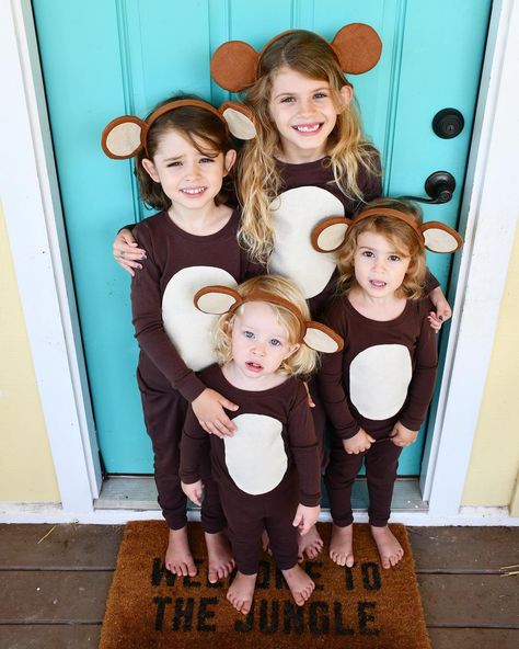 Welcome to the jungle! Loving these DIY monkey costumes by @oneloamaui using Leveret PJs 🤎 Monkey Jumping On The Bed Costume, Diy Mouse Costume, Diy Monkey Costume, Monkey Jumping On The Bed, Kids Monkey Costume, Monkey Jumping, Diy Mouse, Monkey Costume, Jumping On The Bed