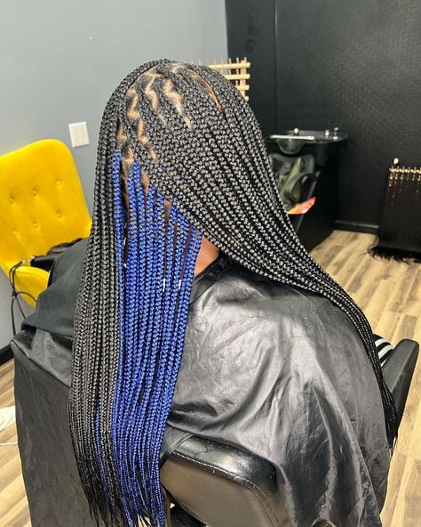 Blue Peekaboo Boho Braids, Blue Peekaboo Hair Braids, Blue And Black Peekaboo Braids, Dark Blue Peekaboo Braids, Small Peekaboo Braids, Blue Peakaboobraids, Blue Peekaboo Braids, Dark Blue Braids, Braid Combos