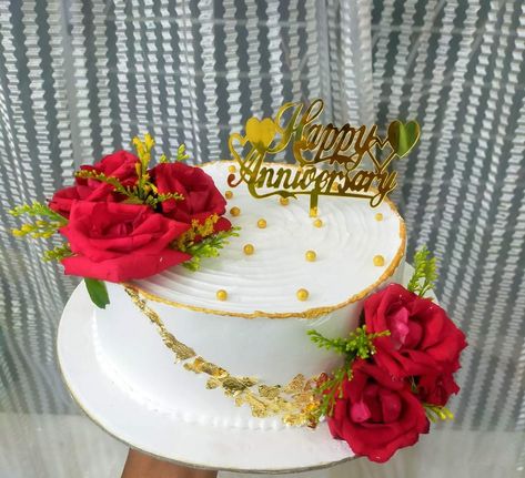 Happy Anniversary Cake Design, Wedding Anniversary Cake Design Simple, Simple Anniversary Cake Designs, Work Anniversary Cake, Latest Anniversary Cake Designs, Simple Anniversary Cakes, Latest Cake Design, Anniversary Cake Designs, Happy Anniversary Cakes