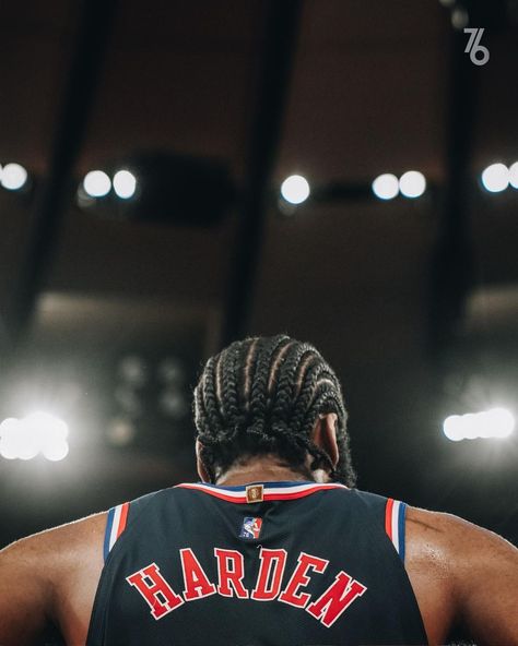 James Harden Aesthetic, Nba Edits, Nba Court, Nba Pics, Nba Wallpaper, 90s Rappers, Nba Art, Empire State Of Mind, Nba Wallpapers