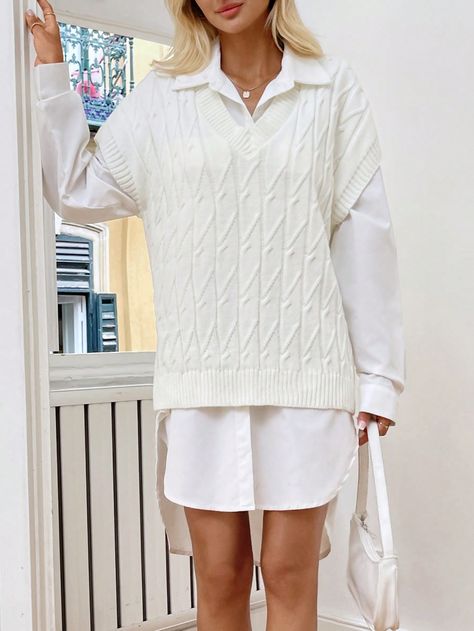 Gilet oversize en tricot câblé à col en V décontracté Blanc    Laine peignée   Haute extensibilité  Women Clothing, size features are:Bust: ,Length: ,Sleeve Length: Sweater Vest Women, Inspiration Mode, Knitwear Women, Sweater Vest, All Fashion, Cable Knit, Women Clothing, Knitted Sweaters, Length Sleeve