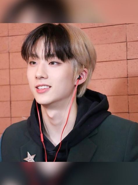 Jiung P1harmony Bf Material, Choi Jiung, Jiung P1harmony, P1harmony Jiung, P1 Harmony, Brown Blonde Hair, Fnc Entertainment, Brown To Blonde, Kpop Guys