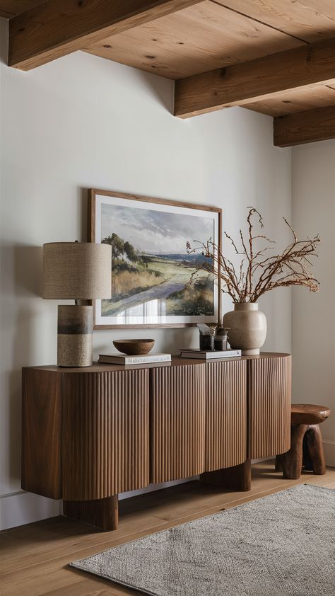 Discover the latest in home decor with trendy ideas and luxe accents. Find chic inspirations and modern solutions to refresh your living space. #HomeInspiration #DecorTrends #ElegantDesign Style A Credenza, Side Board Decor Ideas, Side Board Decor, Chic Home Decor Ideas, Decoration Buffet, Gold Living Room Decor, Sideboard Decor, Luxe Home, Mirror Dining Room